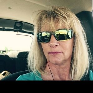 Meet your Posher, Angelina